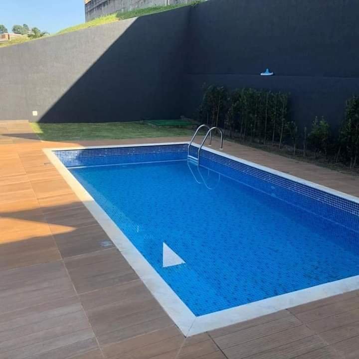 piscina do im�vel