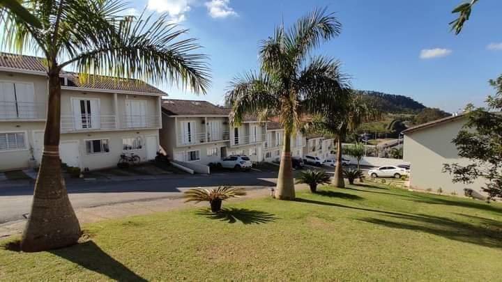 Sobrado em Condomínio - Venda - Outeiro de Passárgada - Cotia - SP