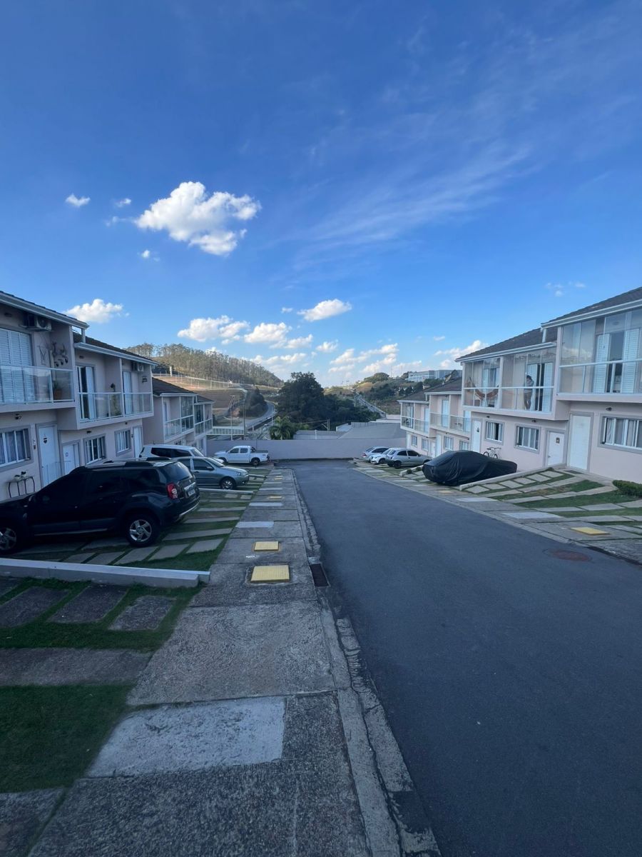 Sobrado em Condomínio - Venda - Outeiro de Passárgada - Cotia - SP